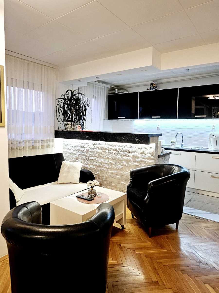 Jade Deluxe Apartmani