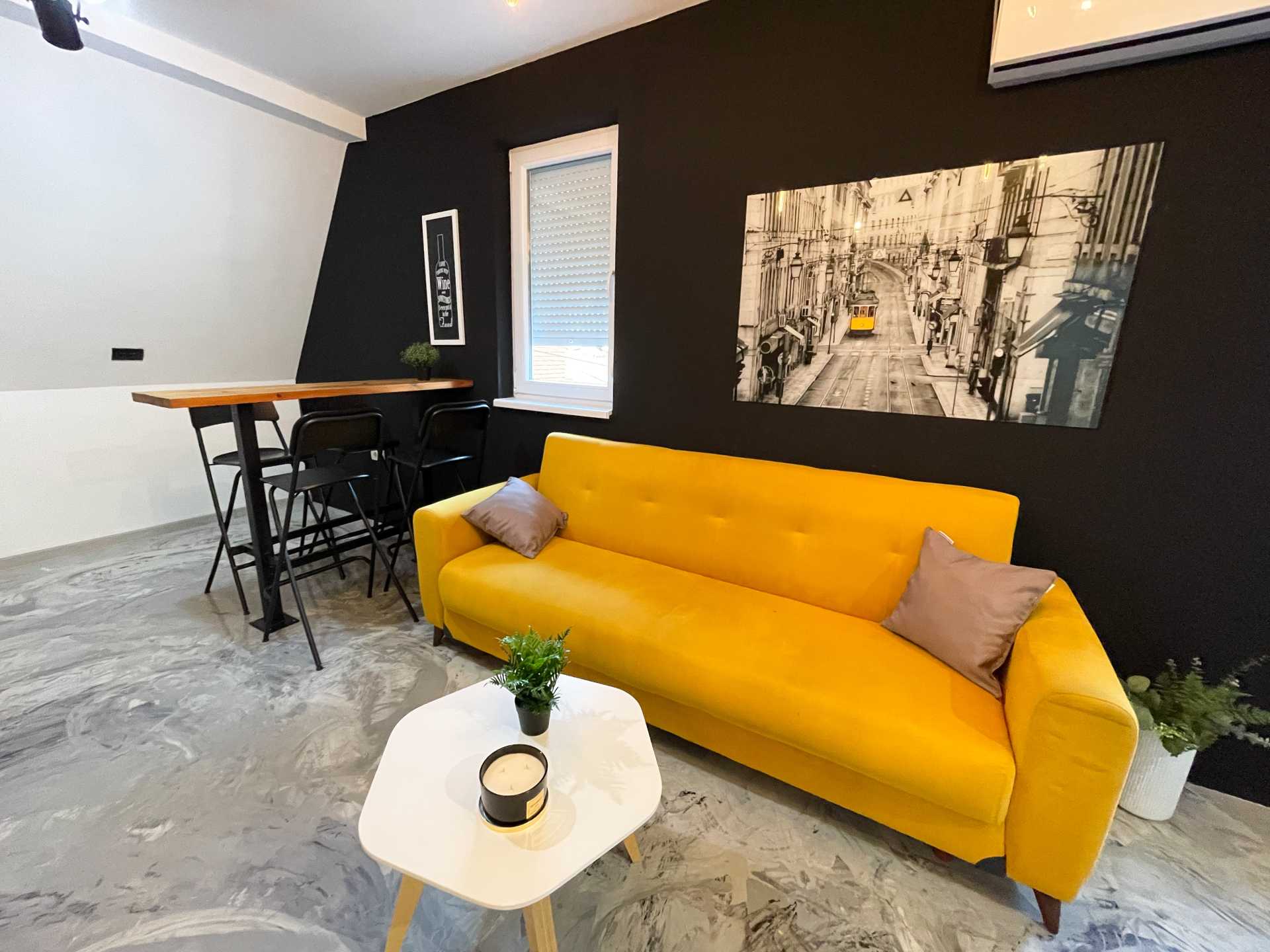 Hedonist-Boulevard Stayhouse
