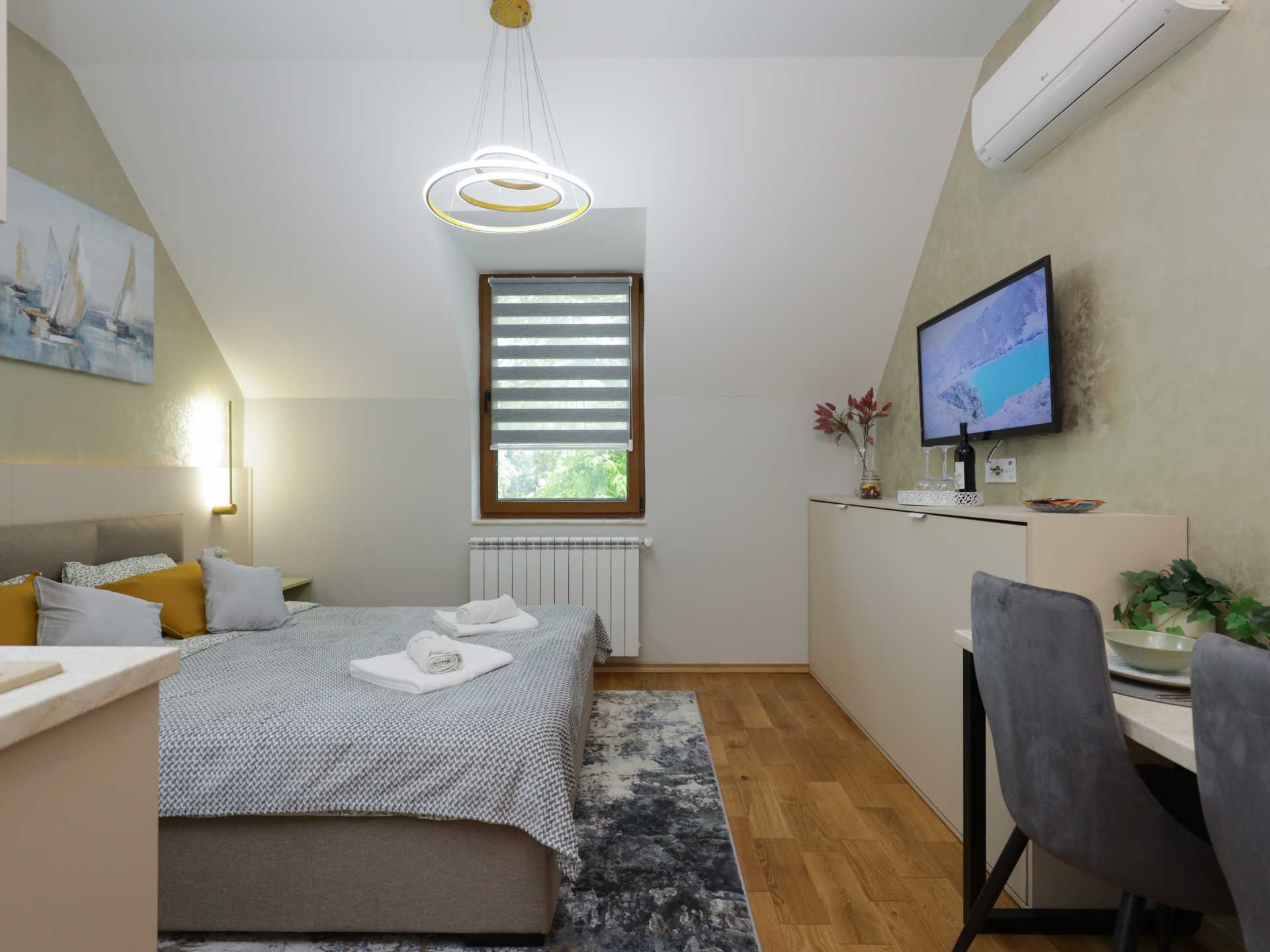 ETA 2 APARTMENT