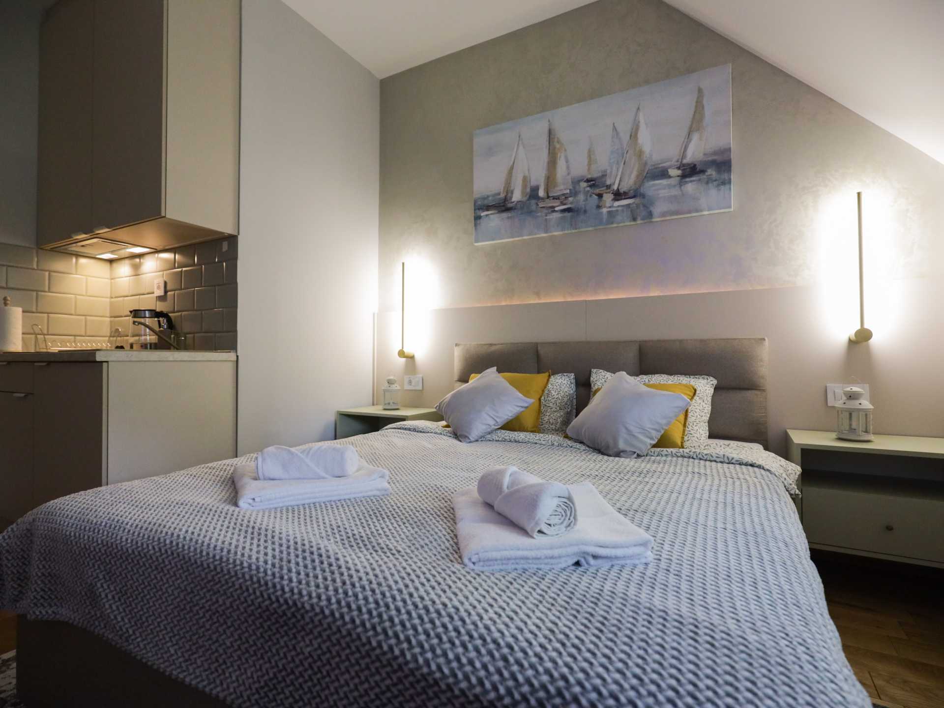 ETA 2 APARTMENT