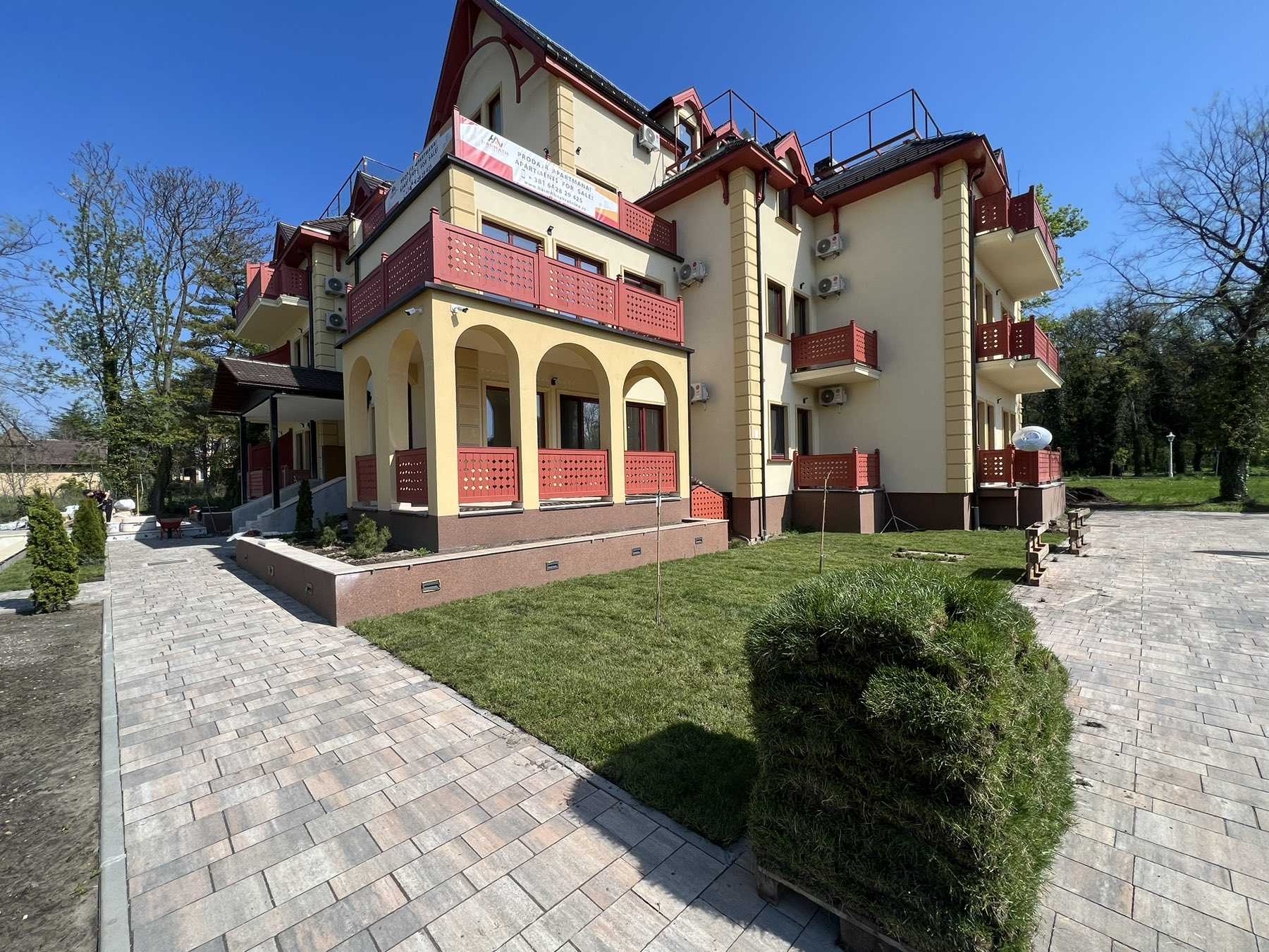 ETA 2 APARTMENT