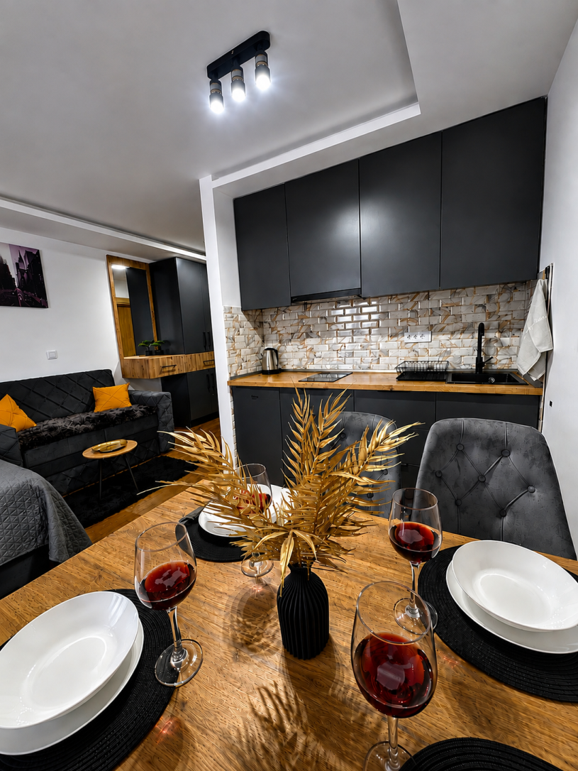 Golden Panorama Apartment & Spa