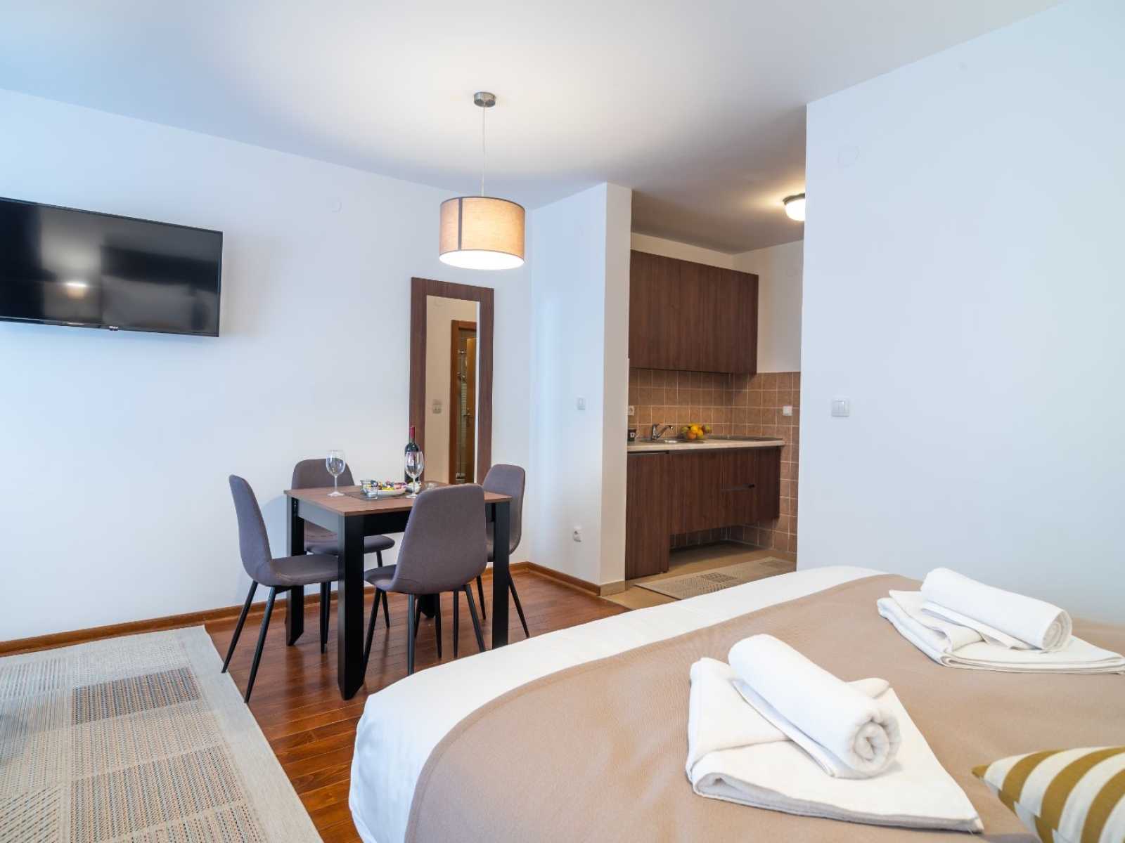 Apartman EROS